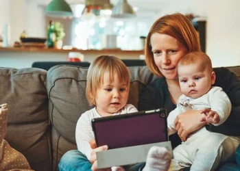 Guardianship vs Adoption: Understanding the options in Alabama